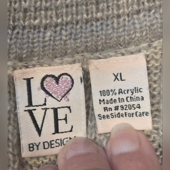 Love By Design Cable Knit Sweater - Picture 7 of 10